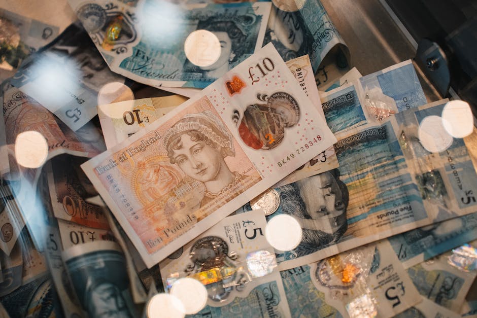 2 : img_0 - Students engaging in digital learning environment